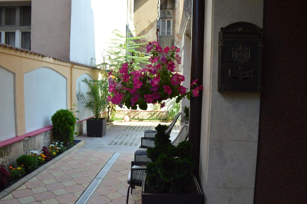 Bon Bon Hotel Sófia Exterior foto
